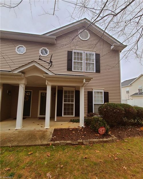 4107 Mcconnell Dr, Kernersville, NC, 27284-6081 | Card Image