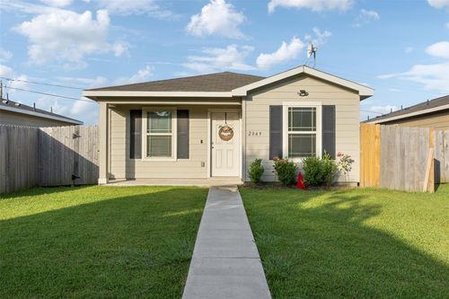 2849 Golf Crest Dr, Wharton, TX, 77488-4646 | Card Image