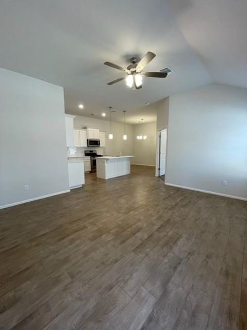 644 Marlin Ct, Chickasha, OK, 73018-5010 | Card Image