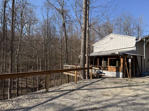 7285 Bohemian Rd Se, Corning, OH, 43730-7507 | Card Image