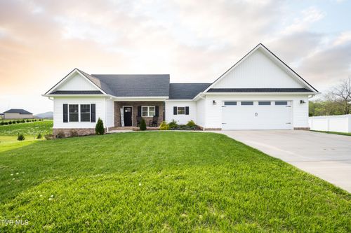 201 Barnett Rd, Jonesborough, TN, 37659-3932 | Card Image