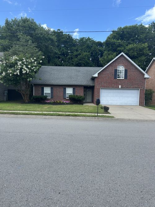 7132 Somerset Farms Dr, Nashville, TN, 37221-2329 | Card Image