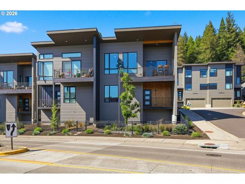 157 Shelton Mcmurphey Blvd, Eugene, OR, 97401-4935 | Card Image