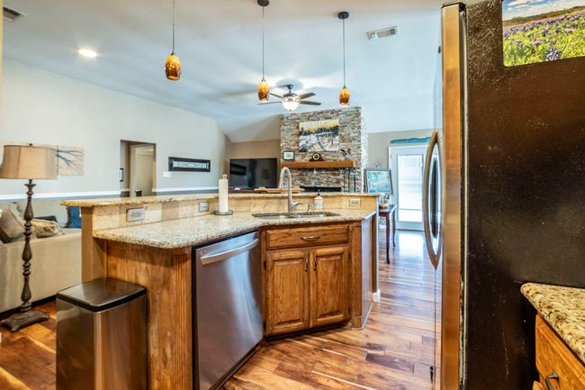 2124 Ridgecliff Dr, House other with 4 bedrooms, 2 bathrooms and null parking in Keller TX | Image 7