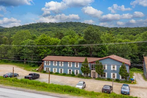 c7-6852 Us Route 4, Mendon, VT, 05701-7473 | Card Image