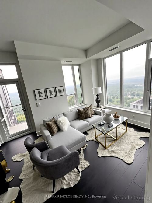 5804-11 Yorkville Ave, Toronto, ON, M4W0B7 | Card Image