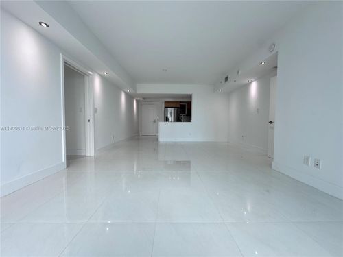 apt-507-335 S Biscayne Blvd, Miami, FL, 33131-2335 | Card Image