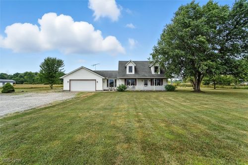 2745 Footville Richmond Rd, Rock Creek, OH, 44084 | Card Image