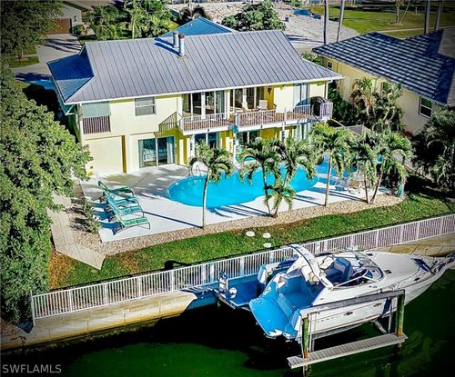 468 Capri Ct, MARCO ISLAND, FL, 34145-5063 | Card Image