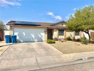 235 Solicito Street, House other with 3 bedrooms, 2 bathrooms and null parking in Las Vegas NV | Image 2