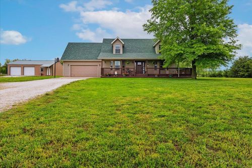 1215 E 515th Rd, Morrisville, MO, 65710-9160 | Card Image