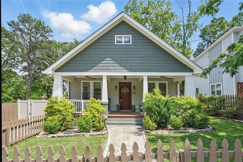 2610 Cheney St, East Point, GA, 30344-3112 | Card Image