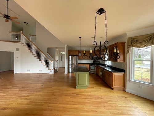 4-4 Broadleaf Cir, East Longmeadow, MA, 01028-2771 | Card Image