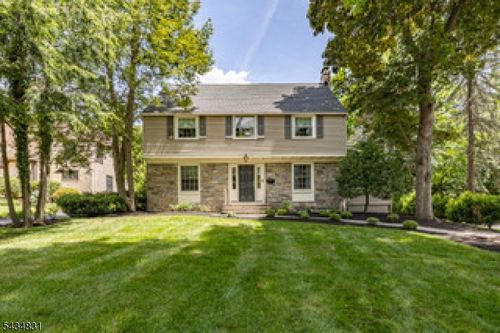 200 Wychwood Rd, Westfield, NJ, 07090-1900 | Card Image