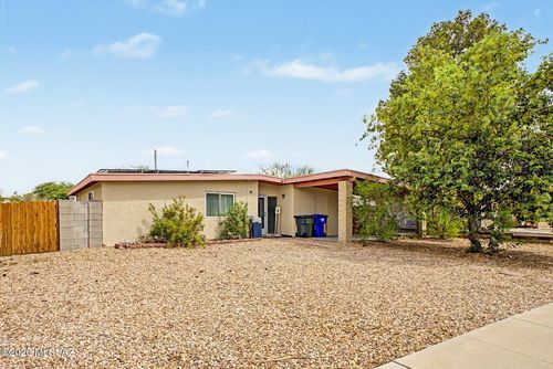 9571 E 33rd St, Tucson, AZ, 85748-8118 | Card Image
