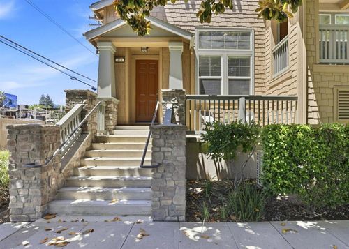 414 17th Street, Sacramento, CA, 95811 | Card Image