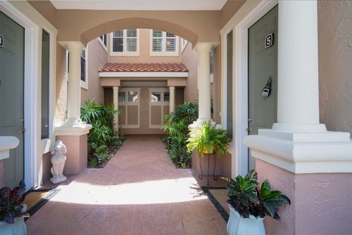 unit-4a-95050 Barclay Pl, Fernandina Beach, FL, 32034-5082 | Card Image