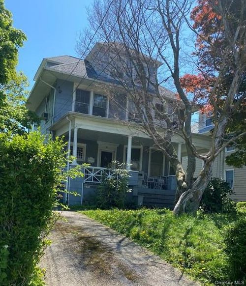 196 Elm St, New Rochelle, NY, 10805-1521 | Card Image