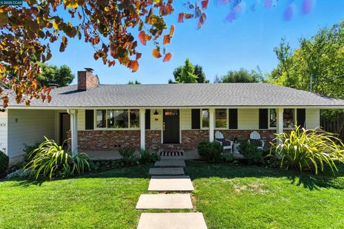 101 Meadow Ln, Orinda, CA, 94563-3208 | Card Image