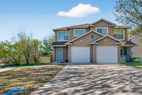 apt-2-5015 Summit Pass, San Antonio, TX, 78229-6141 | Card Image