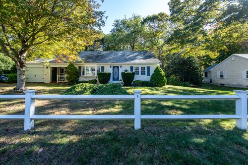 90 Webbers Path, West Yarmouth, MA, 02673 | Card Image