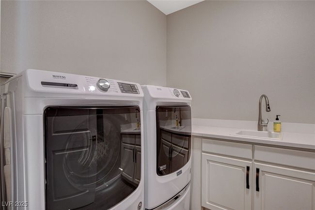 UNIT-1069 - 11280 Granite Ridge Dr, Condo with 4 bedrooms, 5 bathrooms and null parking in Las Vegas NV | Image 56