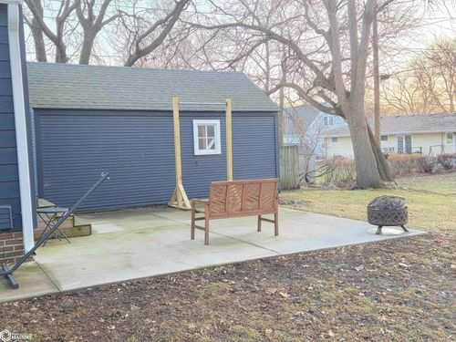 1320 N Rhode Island Ave, Mason City, IA, 50401-1444 | Card Image