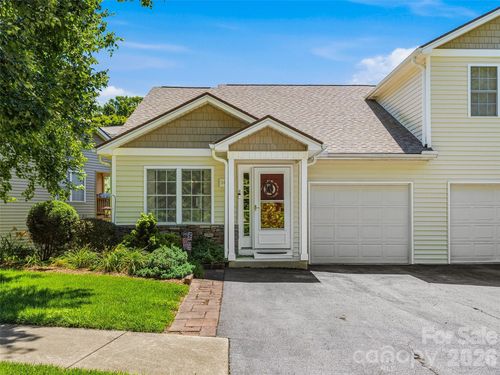 107 London Ct, Brevard, NC, 28712-4506 | Card Image