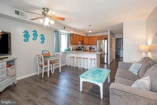 10101-204 33rd St, OCEAN CITY, MD, 21842-5350 | Card Image