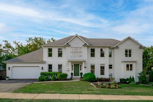 369 Hawthorne Blvd, Glen Ellyn, IL, 60137-4003 | Card Image