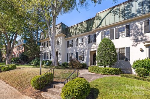 153-153 Perrin Pl, Charlotte, NC, 28207-2221 | Card Image