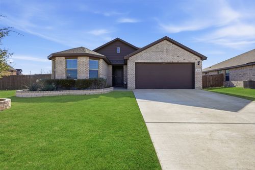 816 Durango Ln, Cleburne, TX, 76033-4660 | Card Image