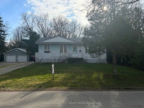 9 Dufferin St, Norwich, ON, N0J1P0 | Card Image