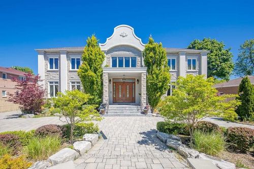 4572 14th Ave, Markham, ON, L3S3K6 | Card Image