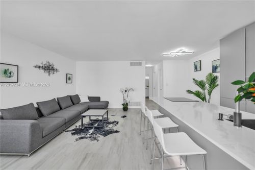 511-1720 Jefferson St, Hollywood, FL, 33020-5549 | Card Image
