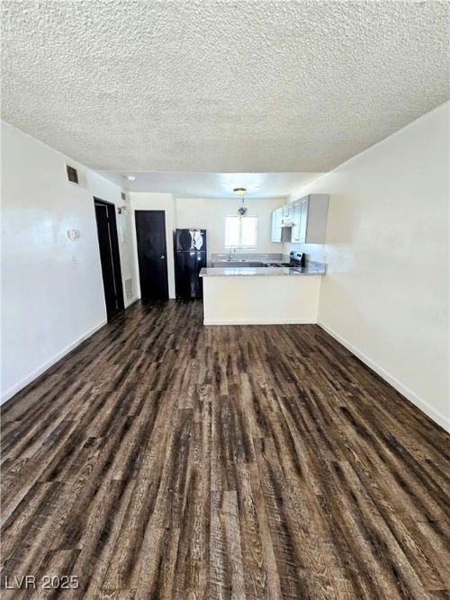 apt-d-844 Held Rd, Las Vegas, NV, 89101-2123 | Card Image