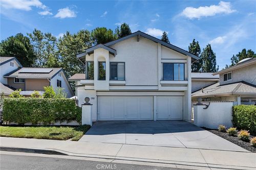 34 Glenn, Irvine, CA, 92620-3352 | Card Image