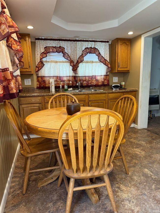 1139 A St Ne, House other with 2 bedrooms, 1 bathrooms and null parking in Linton IN | Image 5