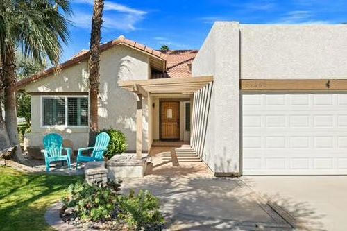 39041 Kilimanjaro Dr, Palm Desert, CA, 92211-7077 | Card Image