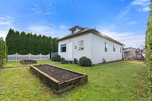 6882 Lougheed Highway, Agassiz, BC, V0M1A0 | Card Image