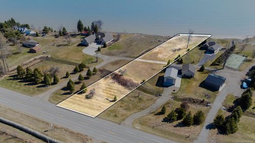 4480 Lakeshore Rd, Deckerville, MI, 48427-9665 | Card Image