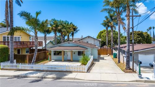 450 South 10th Street, Grover Beach, CA, 93433 | Card Image
