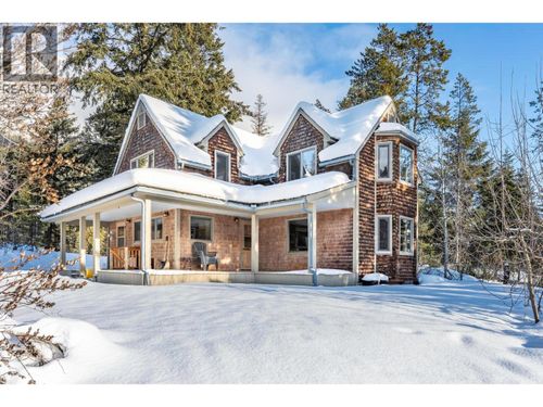 1615 Campbell Rd, Golden, BC, V0A1H7 | Card Image