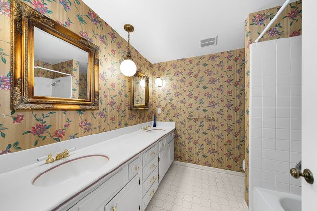 4717 Mohican Ln, House other with 5 bedrooms, 5 bathrooms and null parking in Okemos MI | Image 16