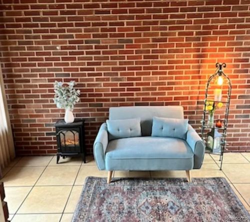 12809 Dixie, Redford, MI, 48239-2601 | Card Image