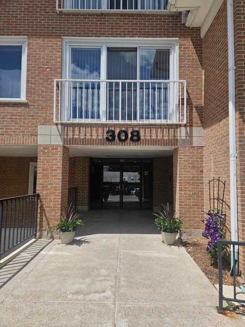 304-308 Happ Rd, Northfield, IL, 60093-3461 | Card Image