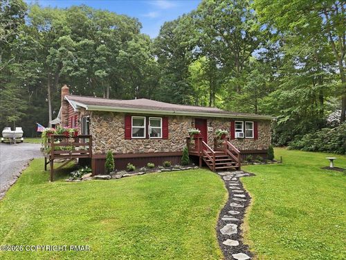 1646 Erie Ct, Effort, PA, 18330-9723 | Card Image
