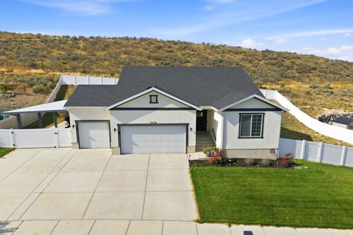 7559 N Riva Ridge Rd, Eagle Mountain, UT, 84005-4554 | Card Image