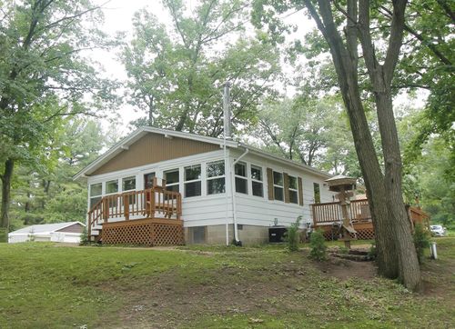 W4915 County Road C, Montello, WI, 53949-8093 | Card Image