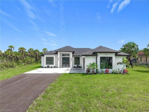 2707 36th Ave Se, Naples, FL, 34117-8866 | Card Image